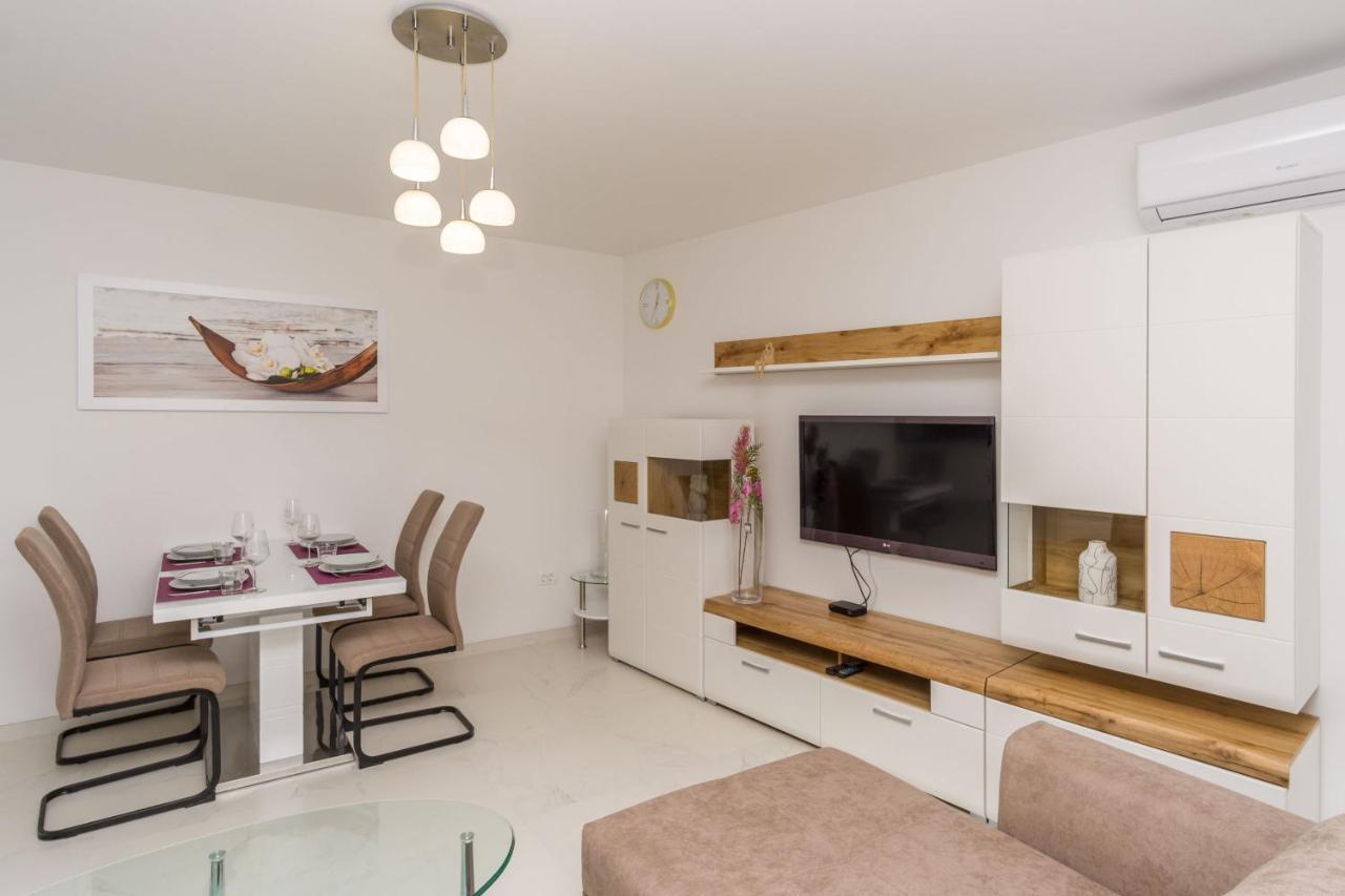 Apartmani Simi - The Sun Crikvenica Exterior photo